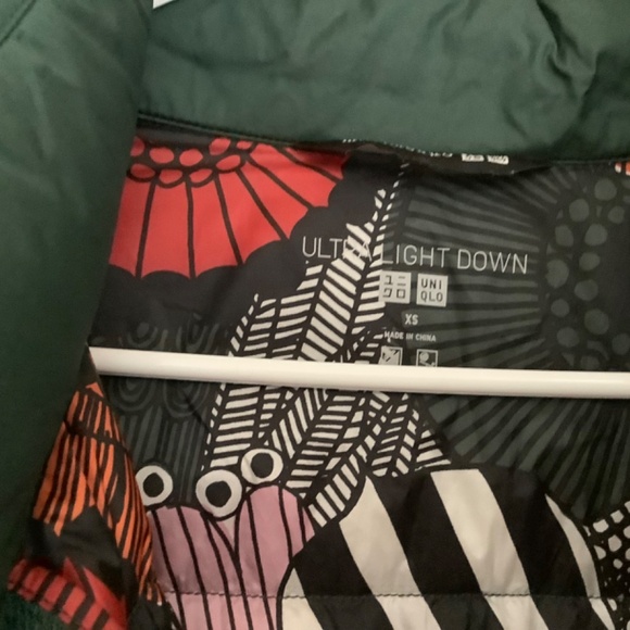 Uniqlo - Picture 4 of 5